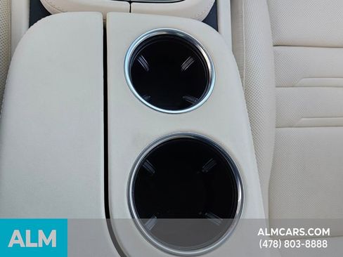 Used 2022 Porsche Panamera 4 image 24