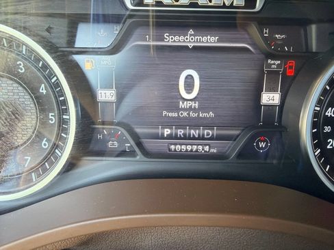 Used 2019 RAM 1500 Laramie AWD/4WD image 13
