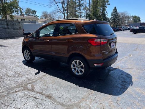 Used 2020 Ford EcoSport SE w/ SE Convenience Package AWD/4WD image 4