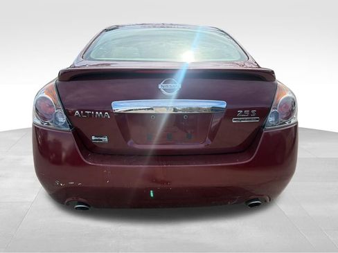 Used 2011 Nissan Altima 2.5 S w/ Special Edition Pkg image 4