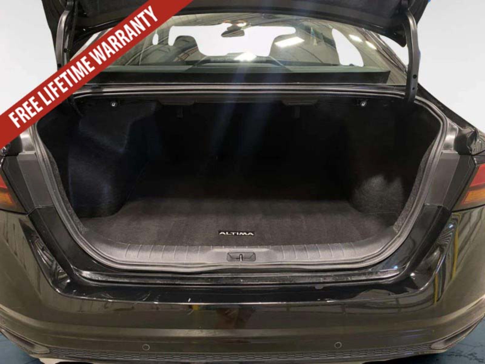 Used 2025 Nissan Altima 2.5 SV AWD/4WD image 31