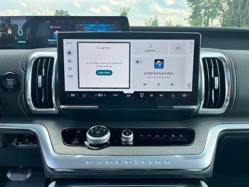 New 2027 Ford Expedition Platinum AWD/4WD image 19