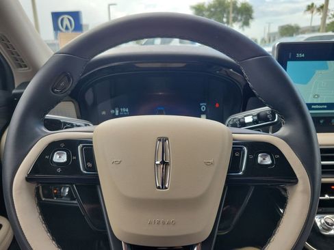 Used 2026 Lincoln Corsair Premiere AWD/4WD image 20