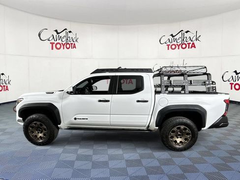 Used 2025 Toyota Tacoma 4x4 Double Cab Hybrid image 5