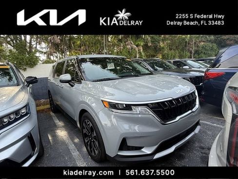 Certified 2024 Kia Carnival EX FWD image 6