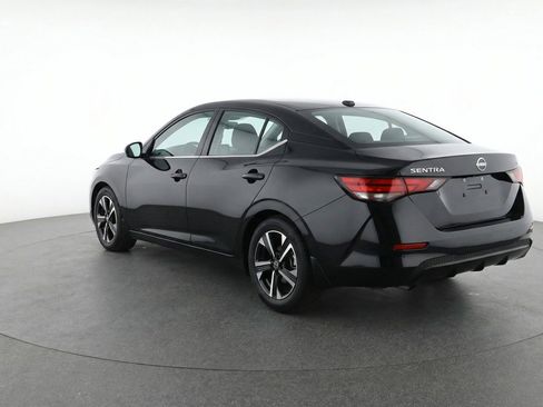 Used 2025 Nissan Sentra SV FWD image 5