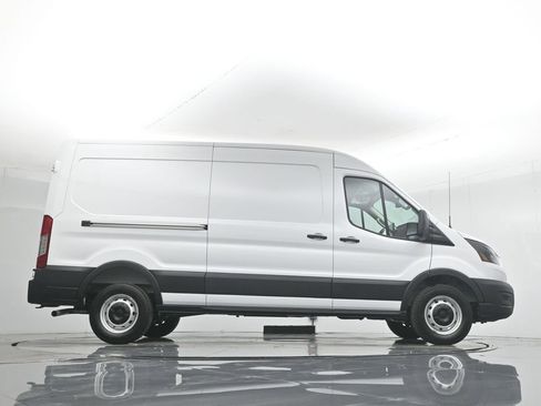 New 2026 Ford Transit 250 148 Medium Roof w/ Load Area Protection Package RWD image 42