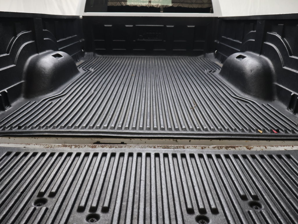 Used 2016 RAM 2500 Tradesman RWD image 13