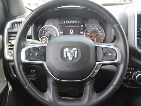 Used 2021 RAM 1500 Big Horn AWD/4WD image 9