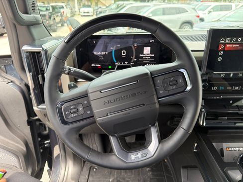 Used 2026 GMC Hummer EV 4x4 Crew Cab image 27