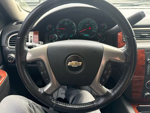 Used 2010 Chevrolet Tahoe LTZ AWD/4WD image 22