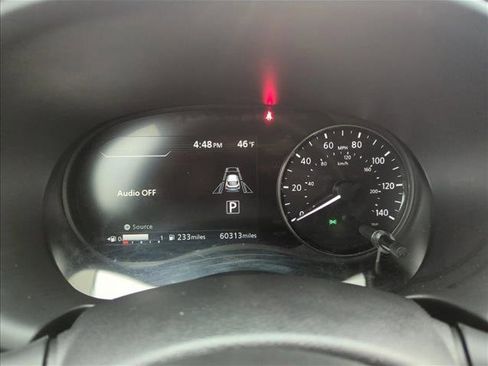 Used 2023 Nissan Kicks SV image 9