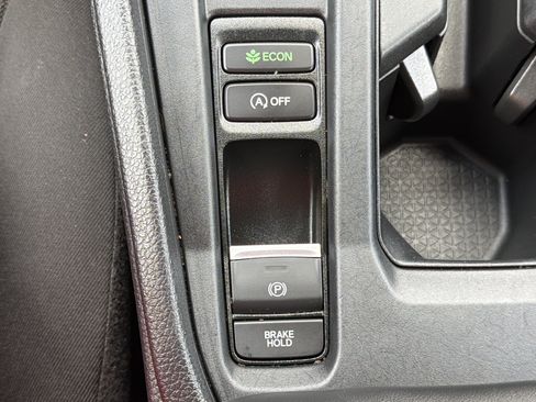 Certified 2024 Honda Accord LX image 9