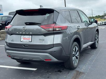 Used 2022 Nissan Rogue SV