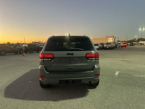 Used 2021 Jeep Grand Cherokee Altitude image 7