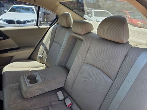 Used 2014 Honda Accord LX image 21