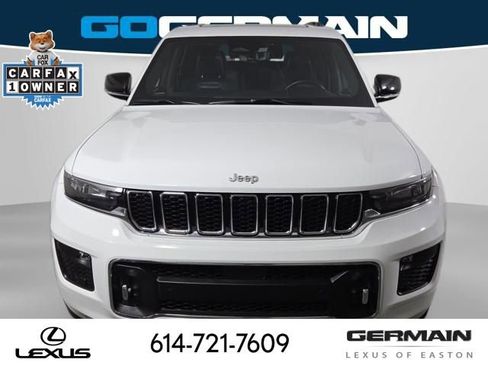 Used 2022 Jeep Grand Cherokee L Overland w/ Luxury Tech Group IV AWD/4WD image 3