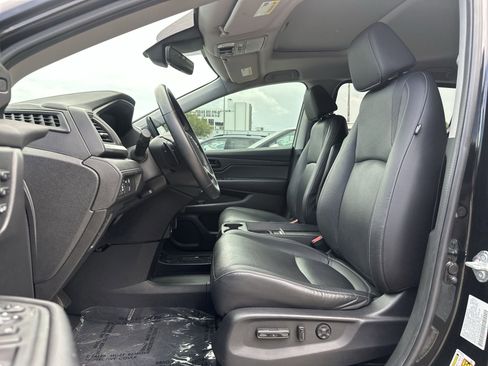 Used 2024 Honda Odyssey EX-L image 13