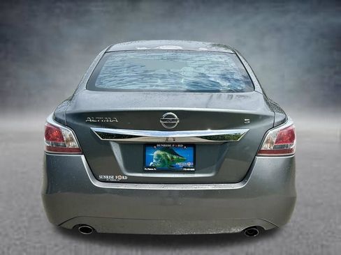 Used 2015 Nissan Altima 2.5 S FWD image 6