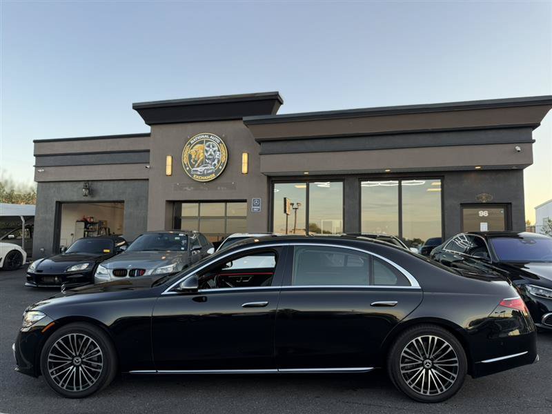 Used 2021 Mercedes-Benz S 580 4MATIC Sedan image 3
