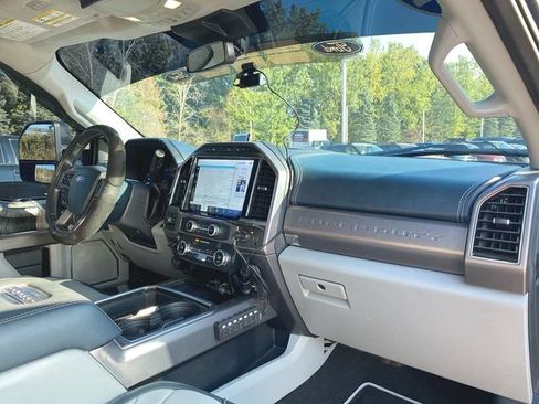 Used 2022 Ford F450 Limited w/ FX4 Off-Road Package AWD/4WD image 30