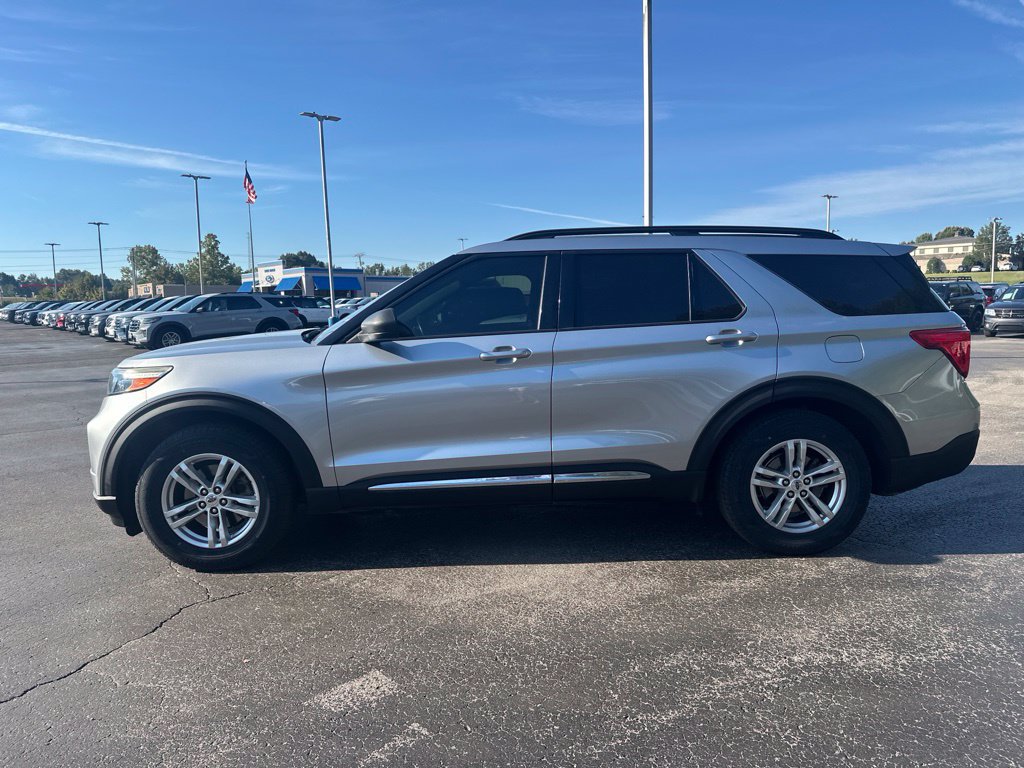 Used 2020 Ford Explorer XLT w/ Equipment Group 202A RWD image 6