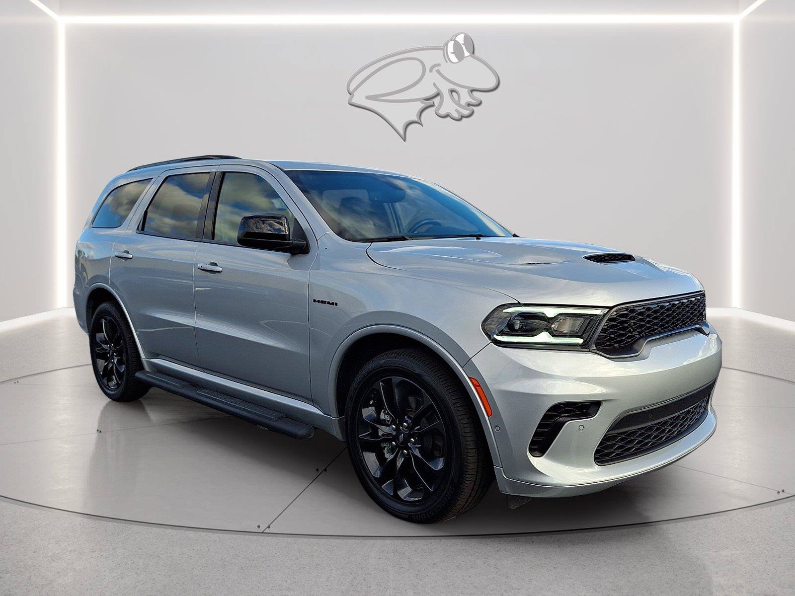 Used 2024 Dodge Durango R/T w/ Blacktop Package RWD image 6