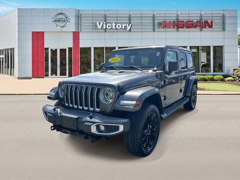 Used 2021 Jeep Wrangler Unlimited Sahara w/ Cold Weather Group AWD/4WD image 7