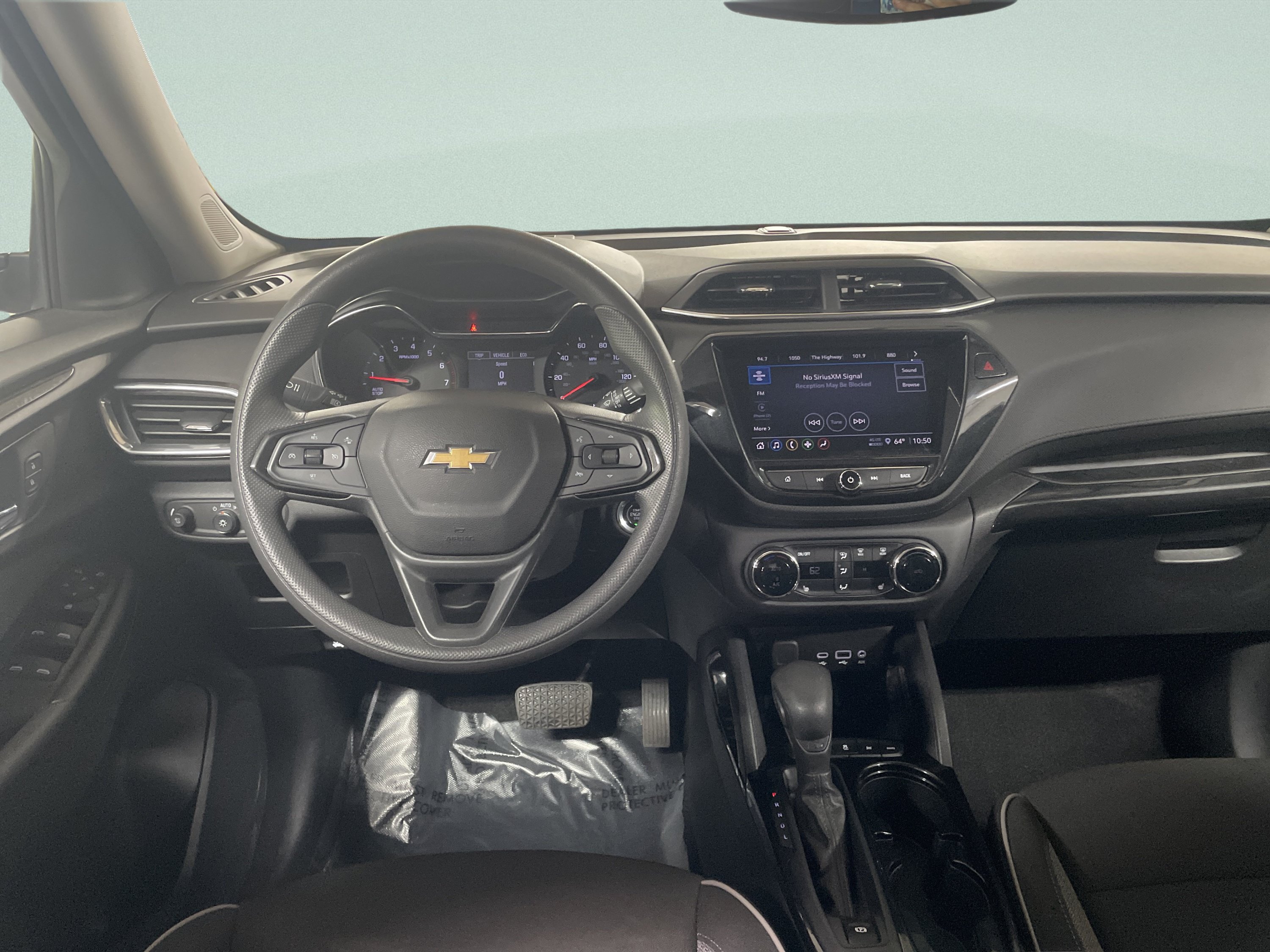 Used 2023 Chevrolet TrailBlazer LT w/ Convenience Package AWD/4WD image 13
