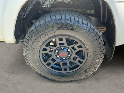Used 2016 Toyota 4Runner TRD Pro AWD/4WD image 9