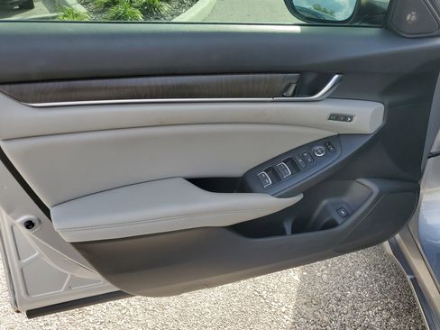 Used 2020 Honda Accord EX-L image 22
