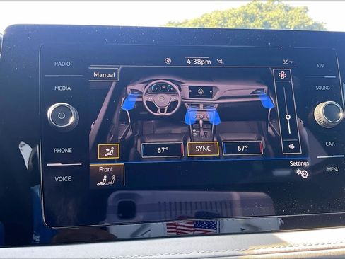 New 2026 Volkswagen Taos SE FWD image 20