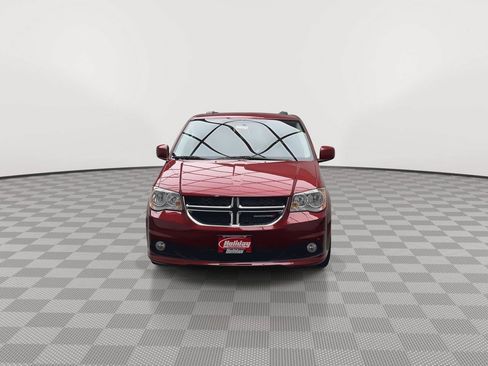 Used 2016 Dodge Grand Caravan SXT w/ UConnect Hands-Free Group FWD image 28