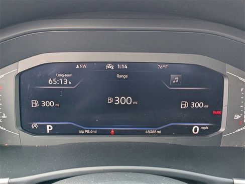 Used 2023 Volkswagen Atlas SE w/ Panoramic Sunroof Package image 26