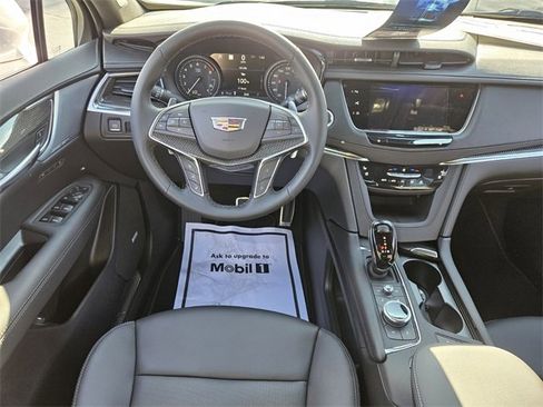 New 2026 Cadillac XT5 Sportv image 12