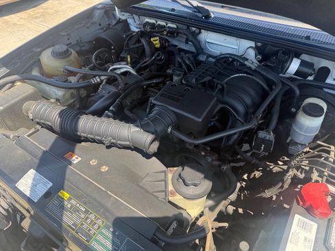 Used 2011 Ford Ranger XL RWD image 16