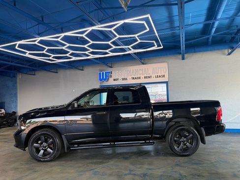 Used 2019 RAM 1500 Express w/ Wheel & Sound Group AWD/4WD image 12