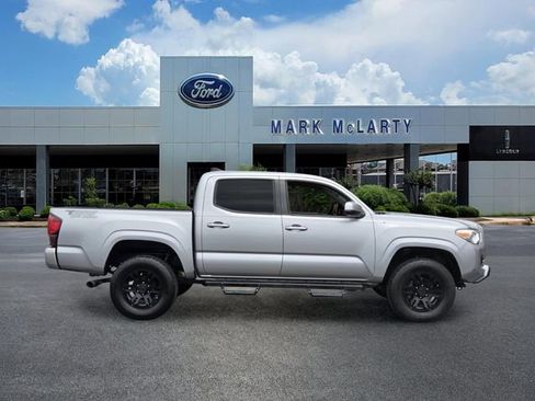 Used 2019 Toyota Tacoma SR RWD image 6