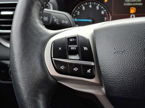 Certified 2024 Ford Explorer XLT w/ Equipment Group 202A image 22