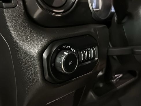 Used 2022 Jeep Wrangler Unlimited Sport AWD/4WD image 23