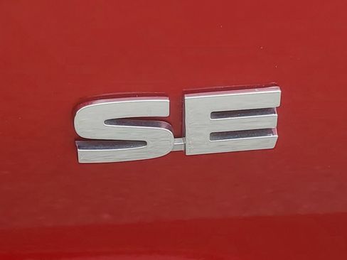 Used 2024 Mitsubishi Outlander SE AWD/4WD image 37