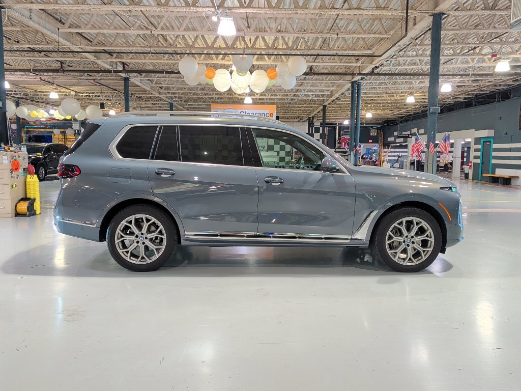 Certified 2026 BMW X7 xDrive40i AWD/4WD image 8