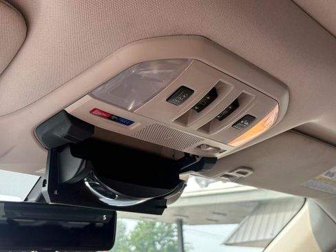 Used 2019 Subaru Ascent Touring w/ Popular Package #2 AWD/4WD image 29
