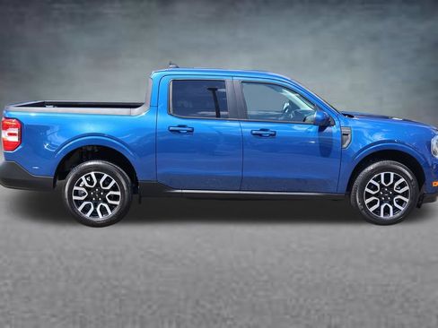 Used 2023 Ford Maverick Lariat w/ Lariat Luxury Package FWD image 2