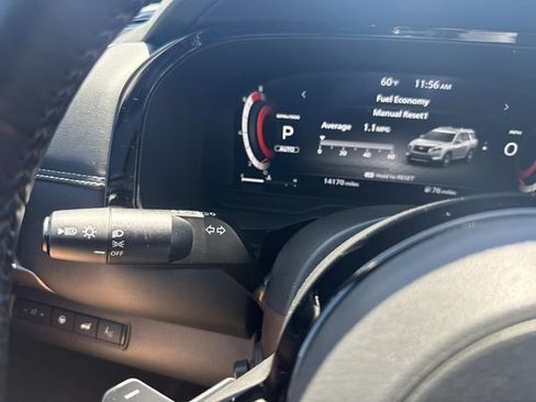 Used 2023 Nissan Pathfinder Platinum AWD/4WD image 32