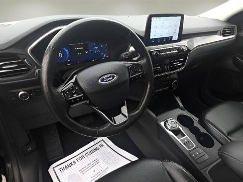 Used 2021 Ford Escape Titanium AWD/4WD image 10