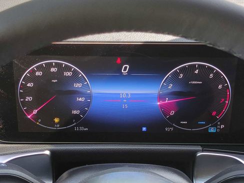 Certified 2025 Mercedes-Benz GLB 250 4MATIC image 34