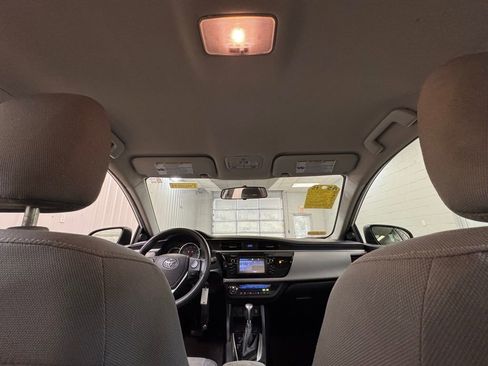 Used 2014 Toyota Corolla LE image 16