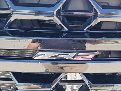 Used 2026 Chevrolet Silverado 2500 ZR2 AWD/4WD image 9