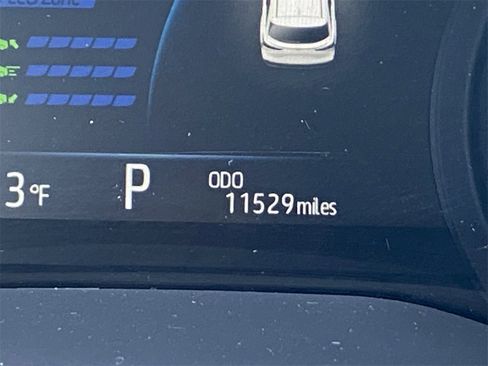 Used 2025 Toyota Sienna XLE image 13